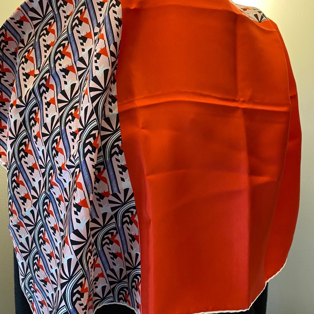 NWOT Dior geo print silk scarf - Picture 8 of 8
